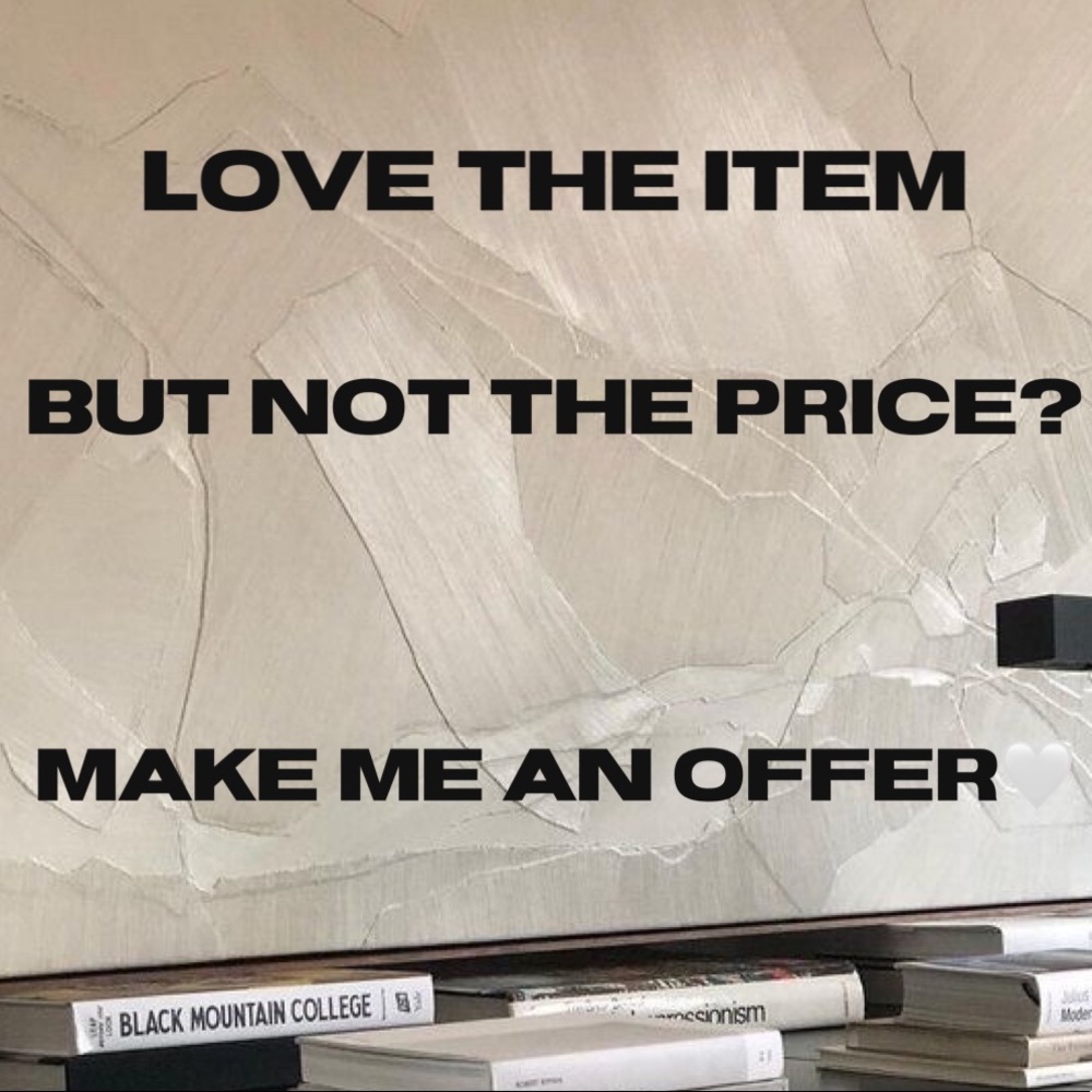 MAKE ME AN OFFER🤍